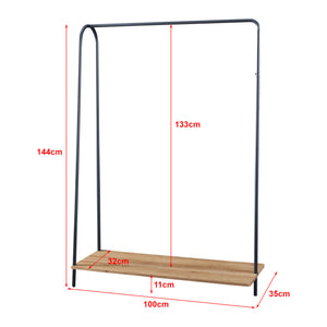 Penderie à vêtements Ørbæk avec une surface de rangement noir effet bois [en.casa]