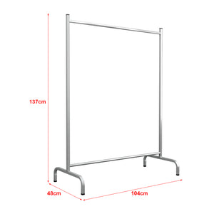 Portant à vêtement Staffanstorp avec barre de penderie 137 x 104 x 48 cm argenté [en.casa]