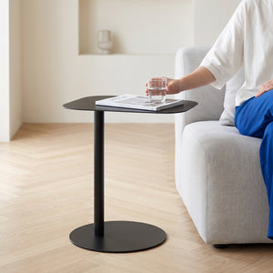 Table d'appoint Nastätten 50 x 50 x 38 cm [en.casa]