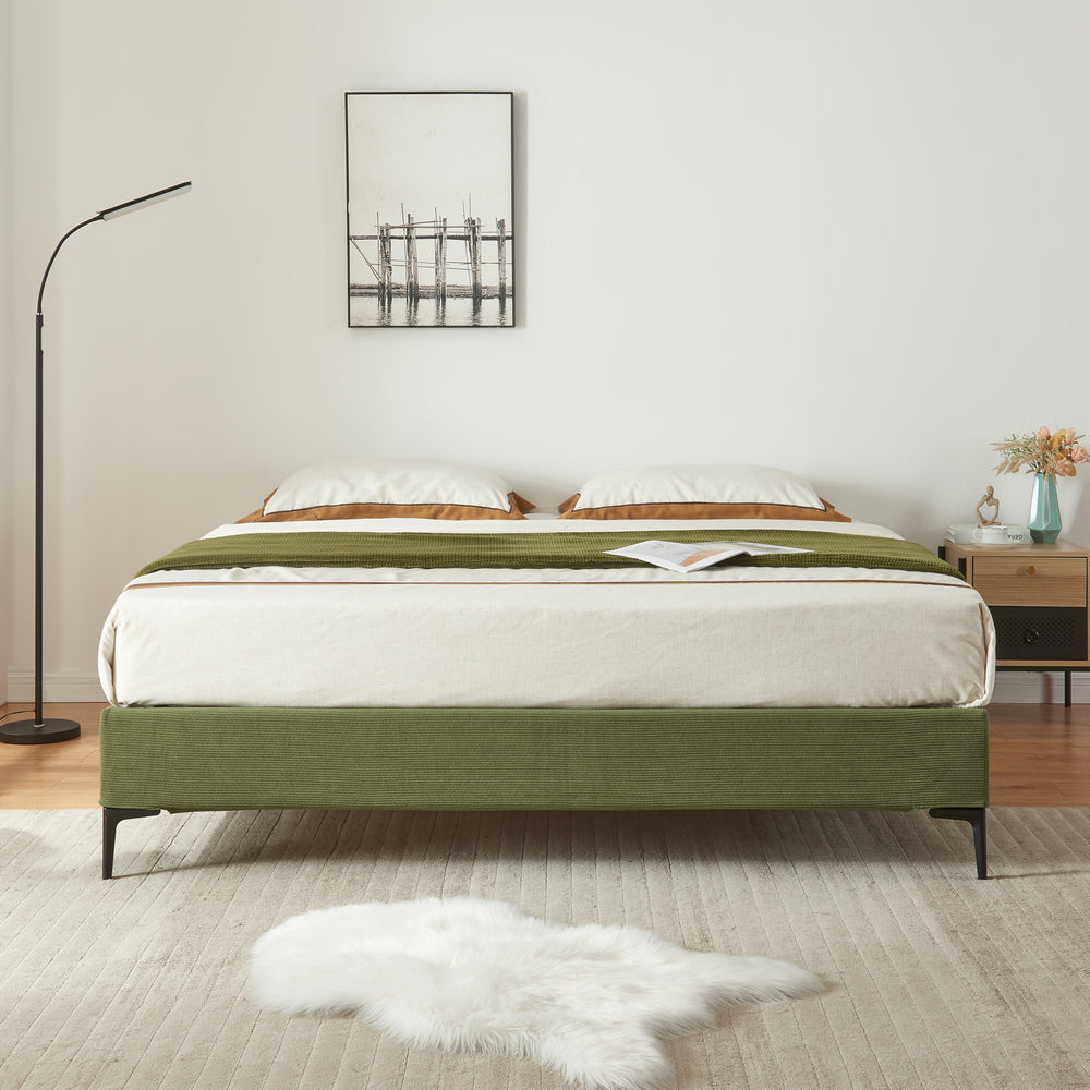 Lit double Lilla avec matelas à mousse froid [en.casa]