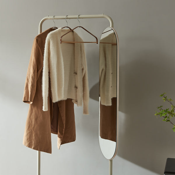 Kledingrek Vamn met draaibare spiegel 167x80x35 cm [en.casa]