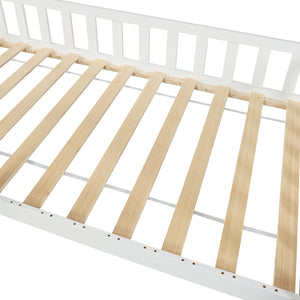 Kinderbed Ydre huisbed met bedbodem wit [en.casa]
