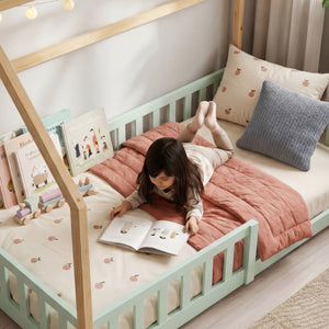 Kinderbed Hesel huisbed met uitvalbeveiliging [en.casa]