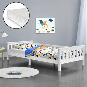 Kinderbed Nuuk met bedbodem matras en uitvalbeveiliging - verschillende kleuren en maten