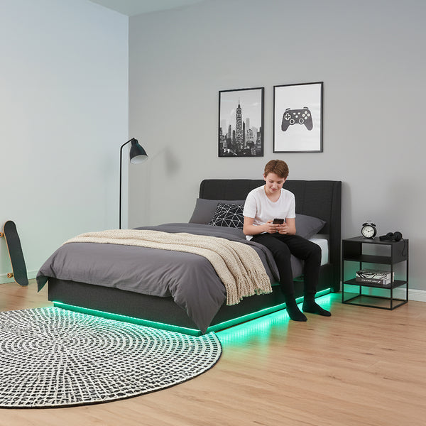 Tweepersoonsbed Tröstiar met matras en LED [en.casa]