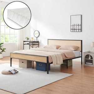 Metalen bed met matras Linköping zwart en rotan look [en.casa]