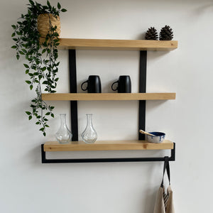 Étagère murale Nykøbing à 3 niveaux 67,5 x 79 x 8,5 cm pin naturel [en.casa]